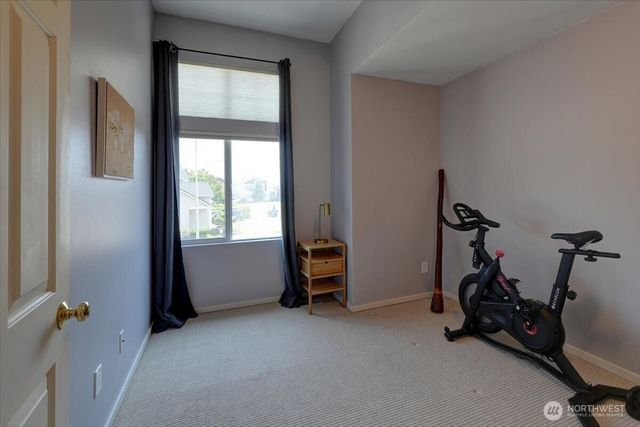 6109 Perry Avenue SE, Auburn, WA 98092