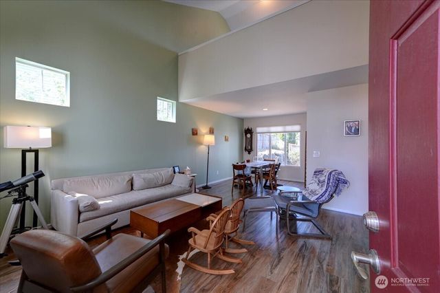 6109 Perry Avenue SE, Auburn, WA 98092