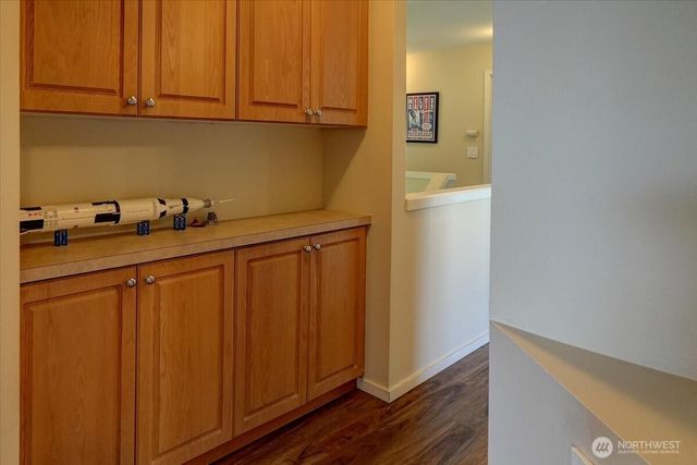 6109 Perry Avenue SE, Auburn, WA 98092