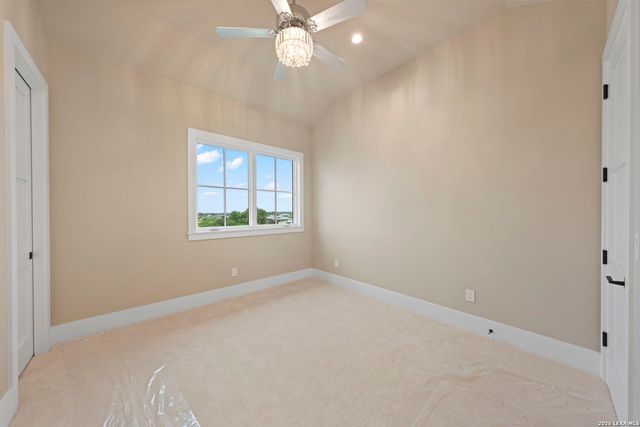 324 Klenin Place, Fredericksburg, TX 78624
