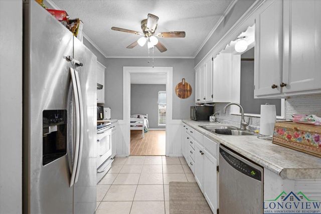 404 Cheryl St, Longview, TX 75604