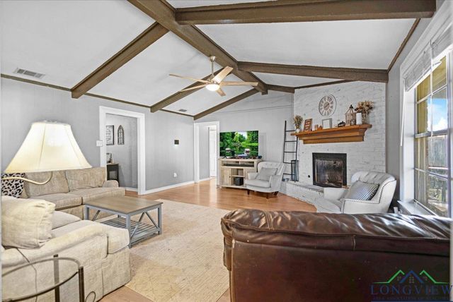 404 Cheryl St, Longview, TX 75604