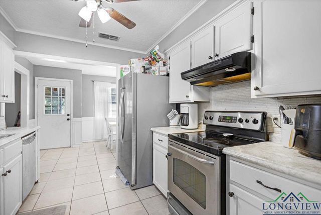 404 Cheryl St, Longview, TX 75604