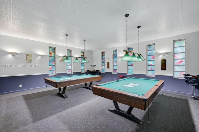 5001 NW 34th Street 304, Lauderdale Lakes, FL 33319