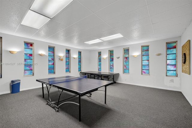 5001 NW 34th Street 304, Lauderdale Lakes, FL 33319