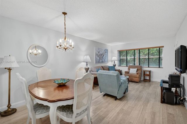 5001 NW 34th Street 304, Lauderdale Lakes, FL 33319
