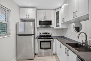 5001 NW 34th Street 304, Lauderdale Lakes, FL 33319