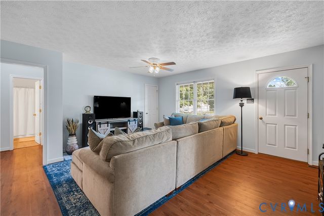 3117 Pinefields Dr, Henrico, VA 23231