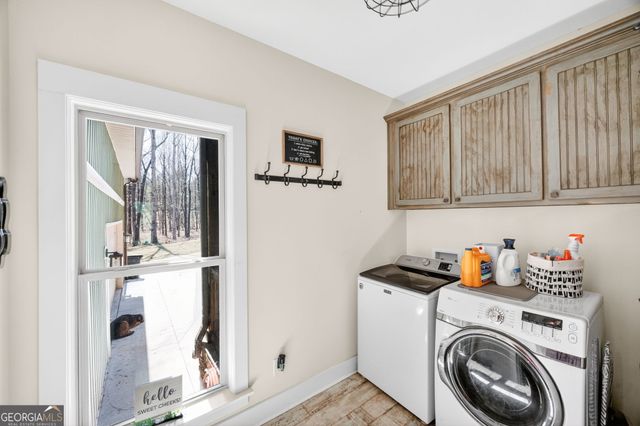 131 Woods Road, Juliette, GA 31046