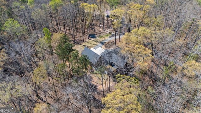 131 Woods Road, Juliette, GA 31046