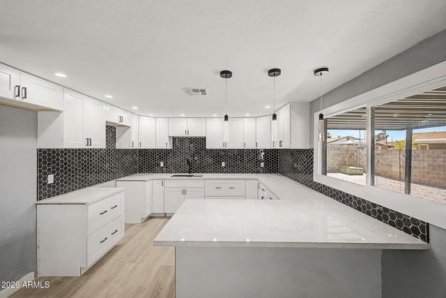 1632 N 55TH Drive, Phoenix, AZ 85035