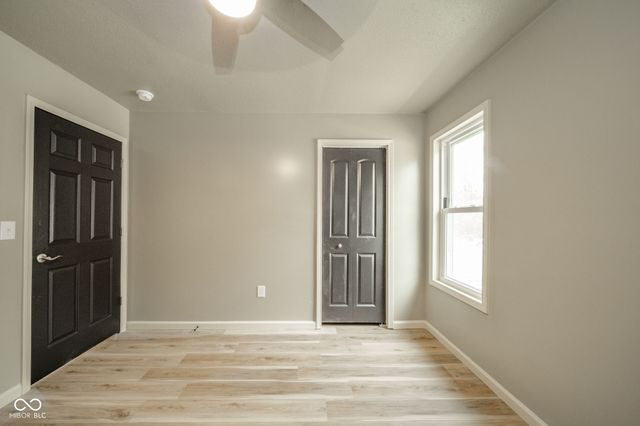 1601 E Avenue, New Castle, IN 47362