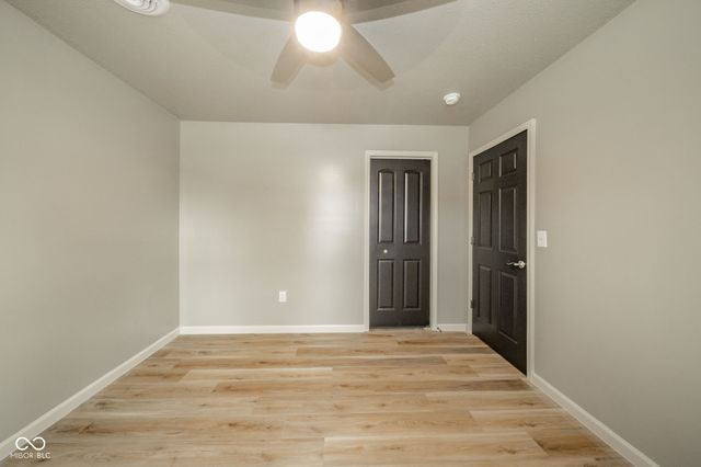 1601 E Avenue, New Castle, IN 47362