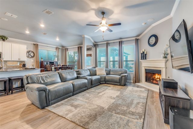 14621 San Madrid Trail, Fort Worth, TX 76052