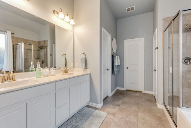 14621 San Madrid Trail, Fort Worth, TX 76052