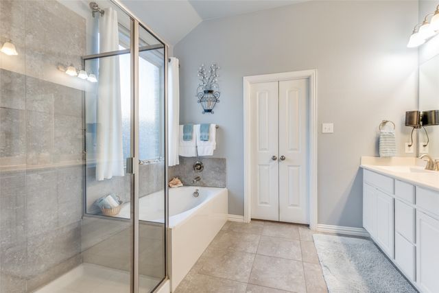 14621 San Madrid Trail, Fort Worth, TX 76052