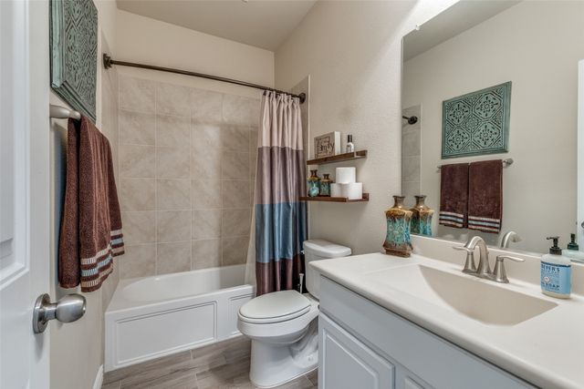 14621 San Madrid Trail, Fort Worth, TX 76052