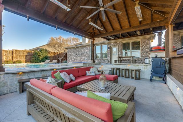 14621 San Madrid Trail, Fort Worth, TX 76052