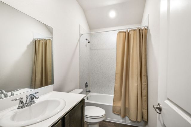 3913 Nature Court, Denison, TX 75020
