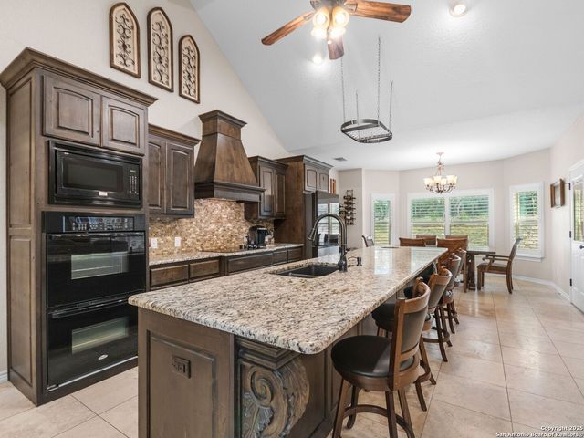 22 Outlook Point, Boerne, TX 78006