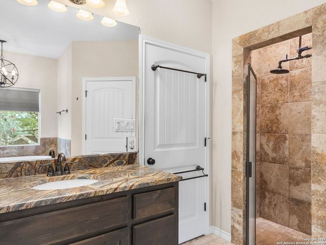 22 Outlook Point, Boerne, TX 78006