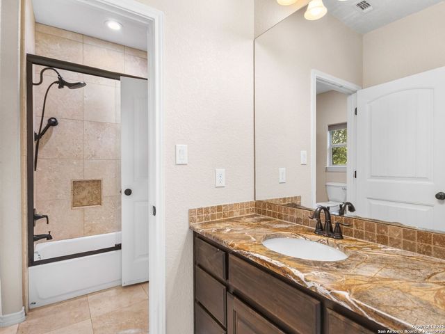 22 Outlook Point, Boerne, TX 78006