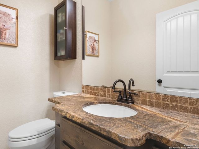 22 Outlook Point, Boerne, TX 78006