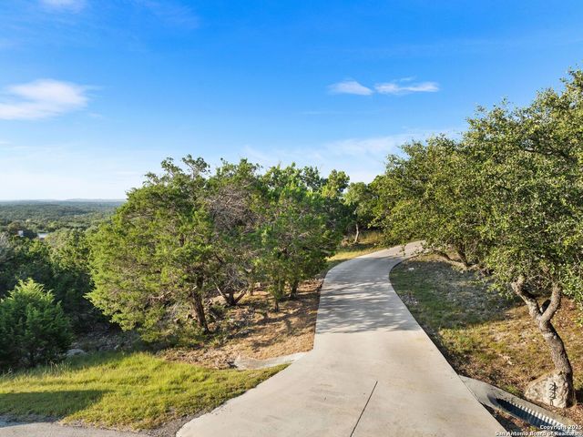 22 Outlook Point, Boerne, TX 78006