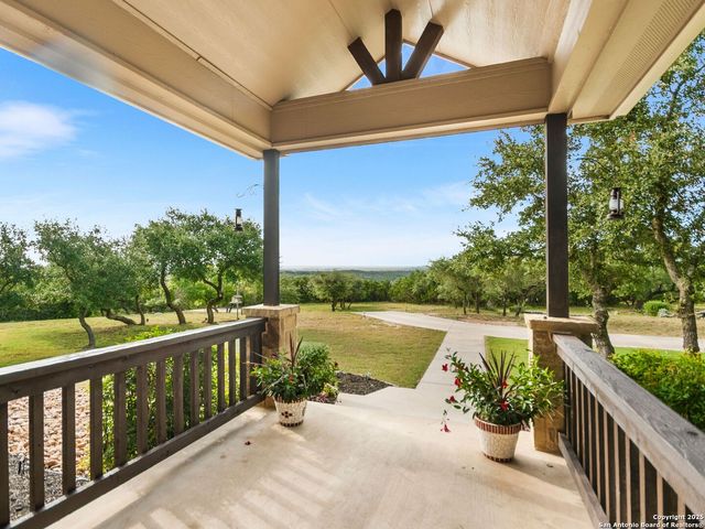 22 Outlook Point, Boerne, TX 78006