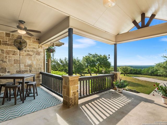 22 Outlook Point, Boerne, TX 78006