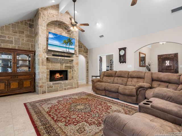 22 Outlook Point, Boerne, TX 78006