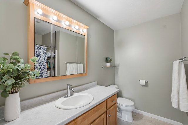 13 Knowlton Cir 13, Upton, MA 01568