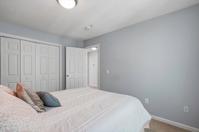 13 Knowlton Cir 13, Upton, MA 01568