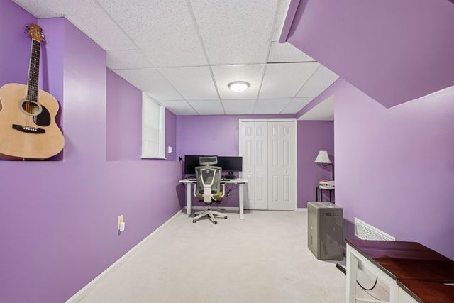 13 Knowlton Cir 13, Upton, MA 01568