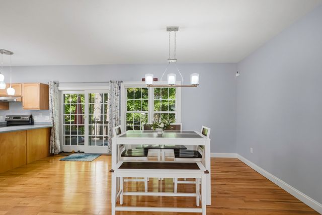 13 Knowlton Cir 13, Upton, MA 01568