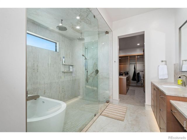 1722 Fire Glow Drive, Windsor, CO 80550