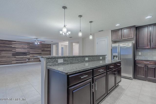 2143 CHANDLERS WALK Lane, Jacksonville, FL 32246