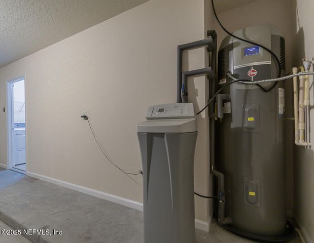 2143 CHANDLERS WALK Lane, Jacksonville, FL 32246