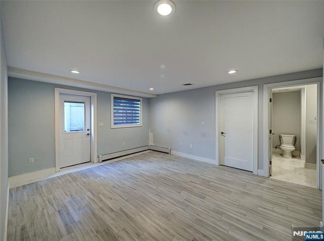 403 Northwood Way A, Palisades Park, NJ 07650