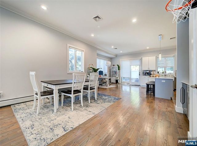 403 Northwood Way A, Palisades Park, NJ 07650