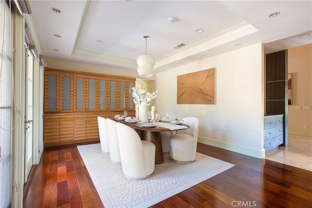 899 S Santa Anita, San Marino, CA 91108
