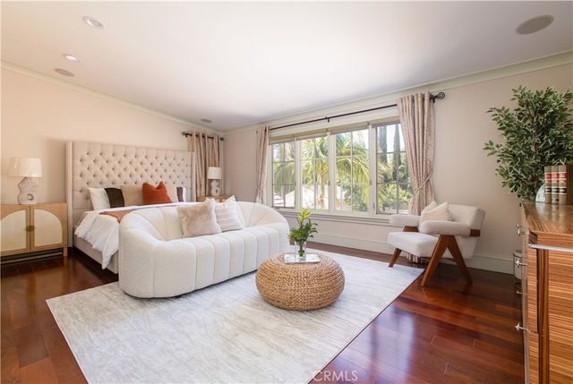 899 S Santa Anita, San Marino, CA 91108