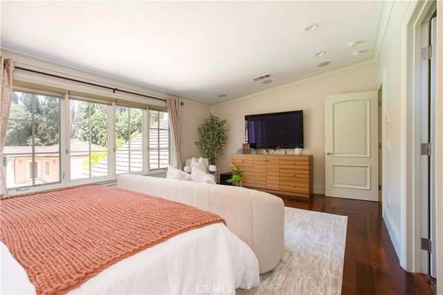 899 S Santa Anita, San Marino, CA 91108