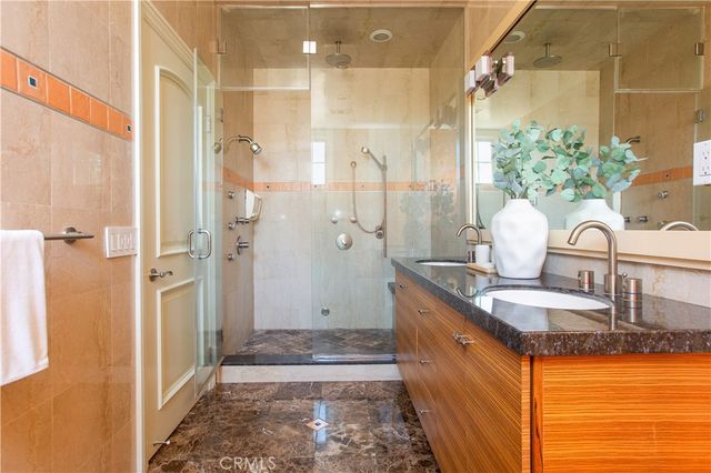 899 S Santa Anita, San Marino, CA 91108