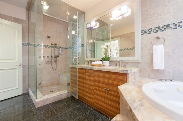899 S Santa Anita, San Marino, CA 91108