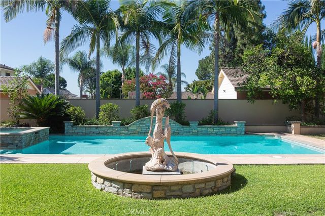 899 S Santa Anita, San Marino, CA 91108