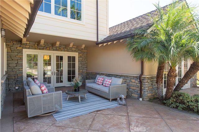 899 S Santa Anita, San Marino, CA 91108