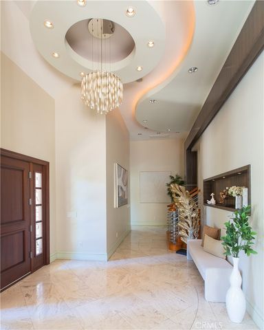 899 S Santa Anita, San Marino, CA 91108