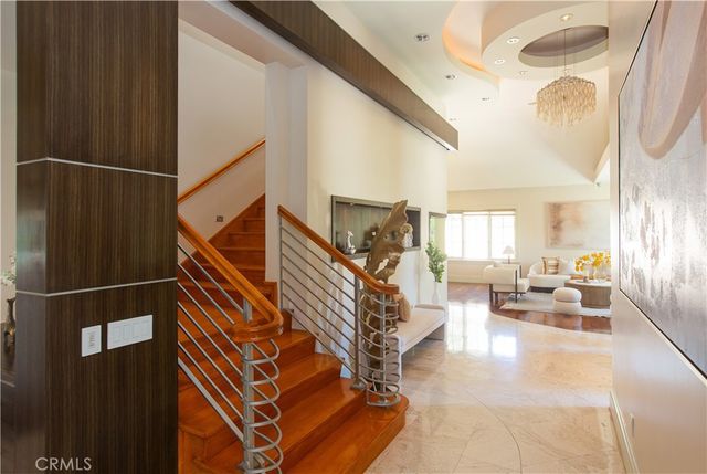 899 S Santa Anita, San Marino, CA 91108