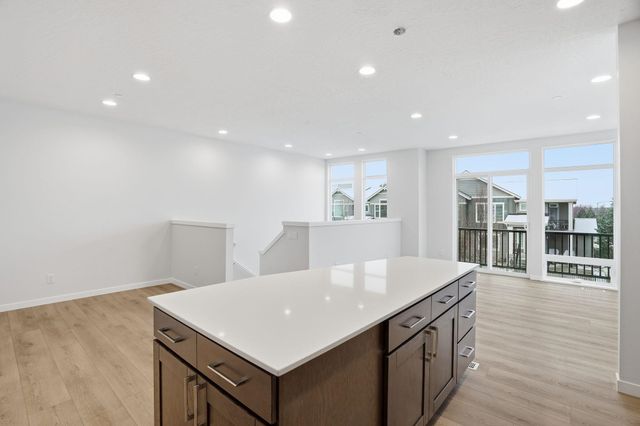 2502 W Summit Pkwy, Spokane, WA 99201